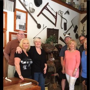 Meet your Posher, Sharon